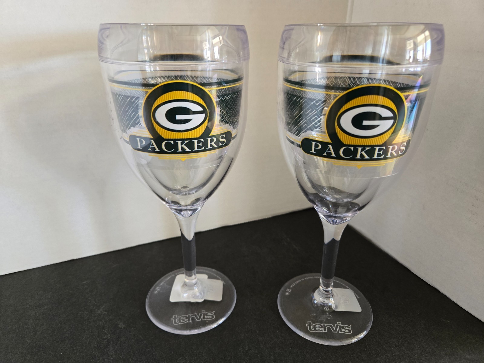 Green Bay Packers NFL Wine Glasses 10oz Tervis Set 2 Made in USA Excl PreOwned