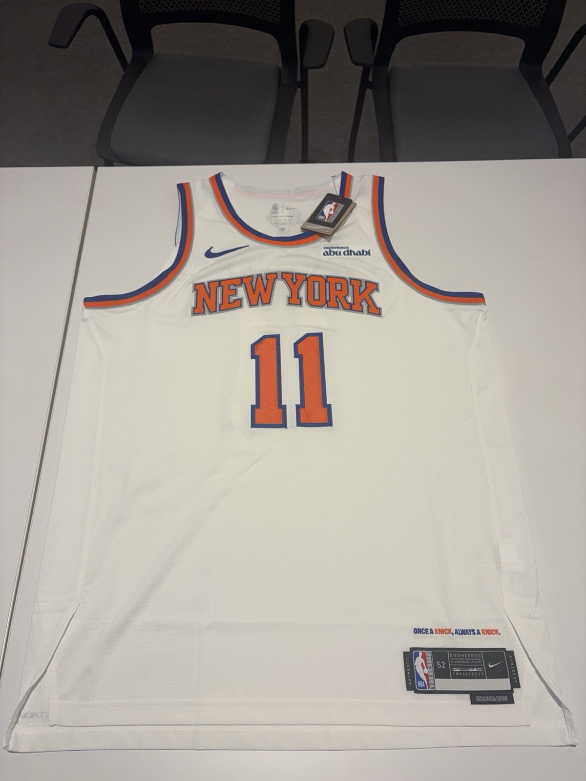 Jalen Brunson New York Knicks Authentic NBA Finals Patch Nike Home Jersey XL/52