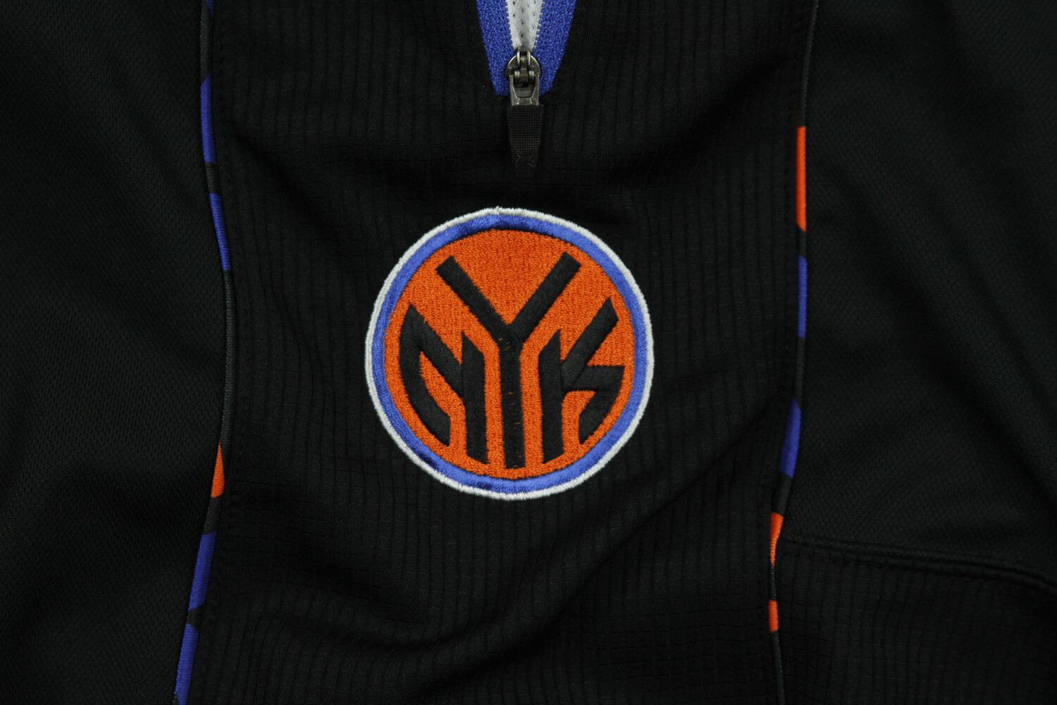 Zipway NBA Basketball Men’s New York Knicks Elson Shorts — Black