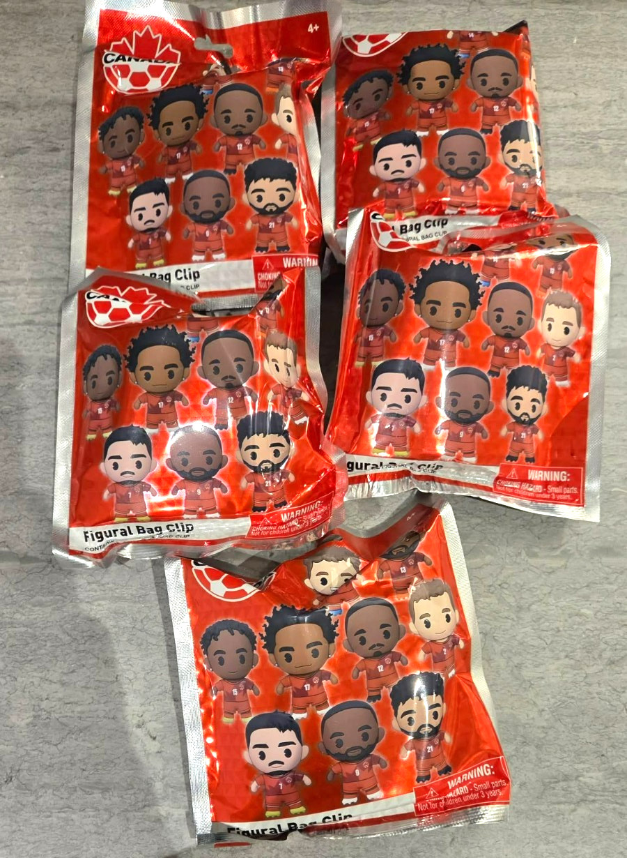 5x Figural Bag Clip World Cup Team Canada FIFA SOCCER 2026 Random Sealed NEW