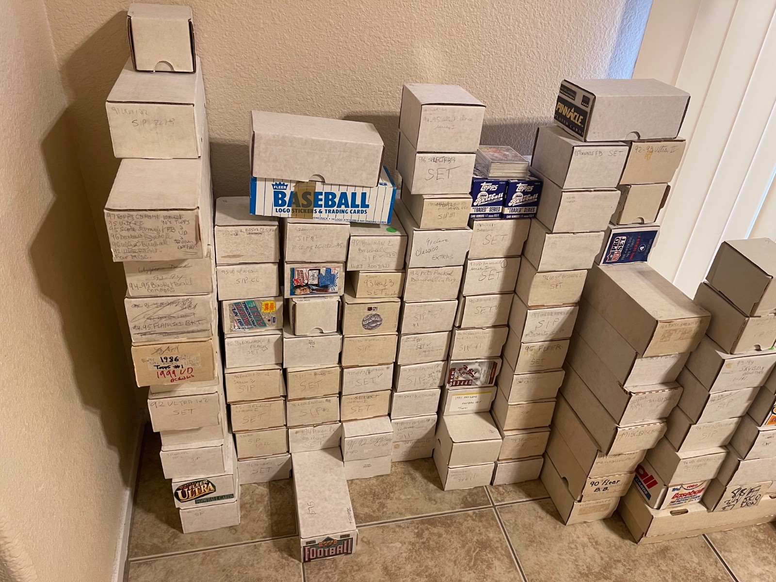 150 Random Baseball Card Lot — Pick Your Team — Massive Personal Collection!!