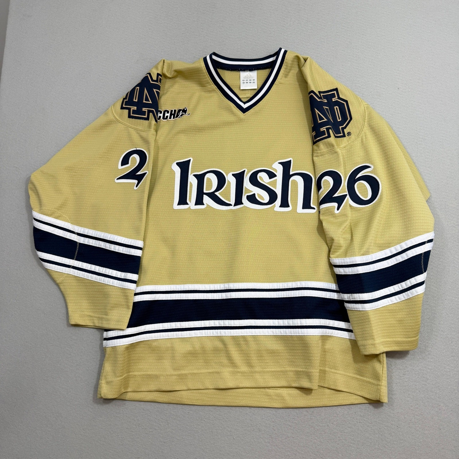 Vintage Adidas Notre Dame Fighting Irish Team Hockey Jersey XL Gold Blue Game